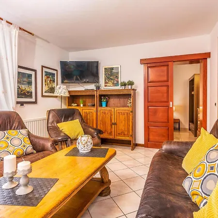 Stunning In With Wifi بيت للعطل Veli Lošinj